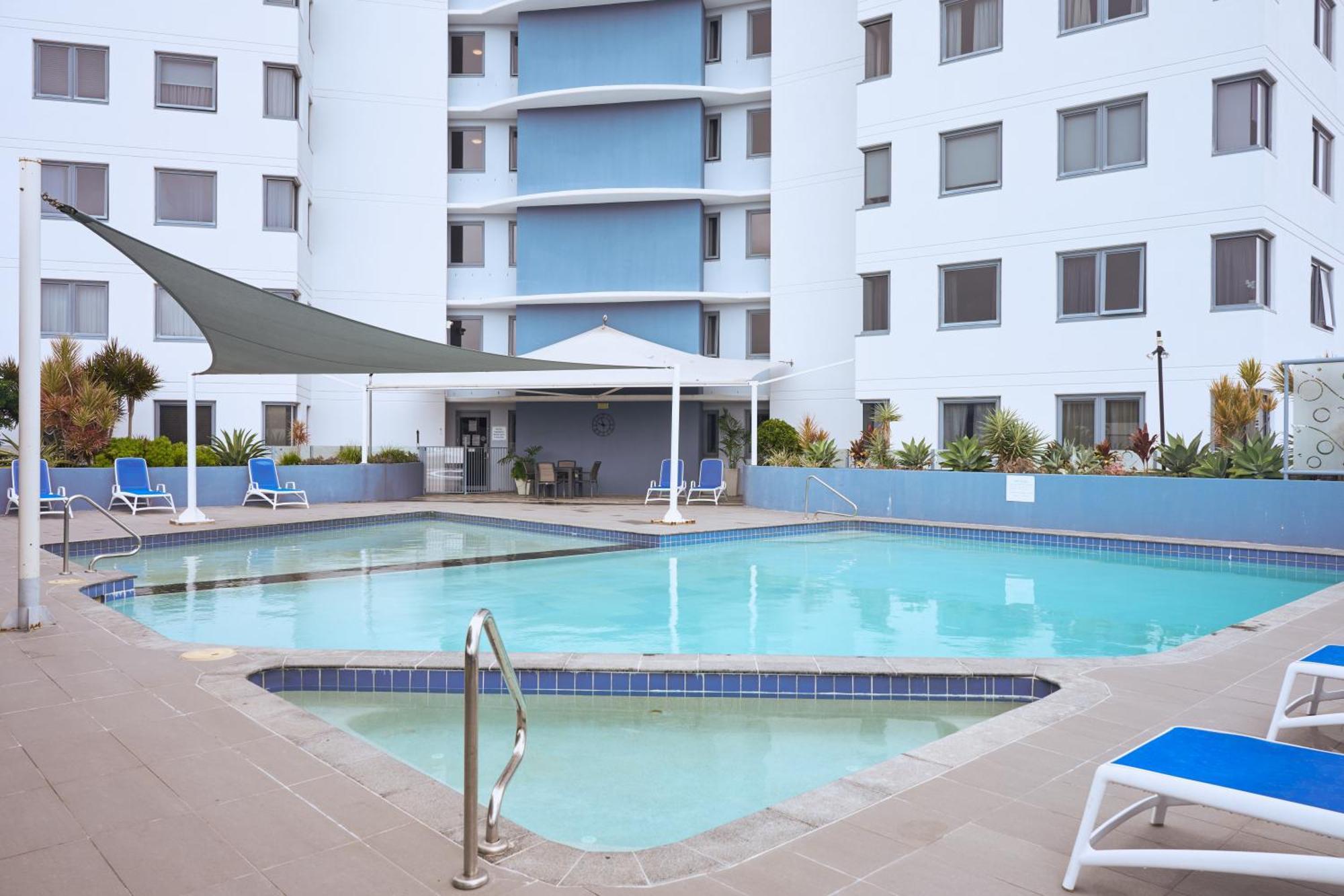Centrepoint Apartments Caloundra Exterior photo